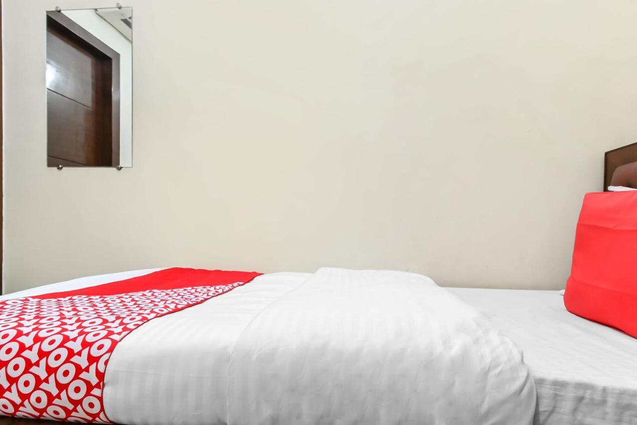 Oyo 49672 Hotel Galaxy Moradabad Eksteriør bilde